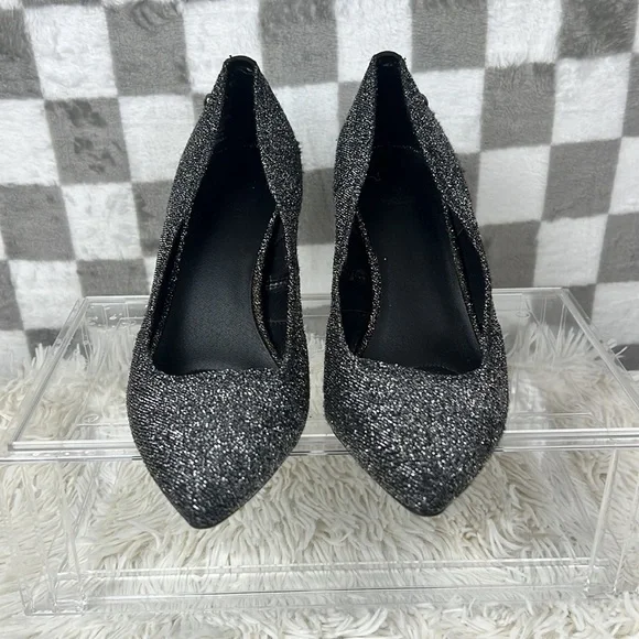 Vera Wang Black Sparkle Heel - Picture 4 of 7